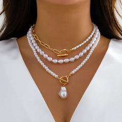 DORATY NECKLACE